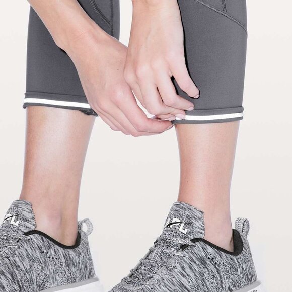 Lululemon All The Right Places Crop II 23" High Rise Gray - Size 4 - Picture 4 of 11